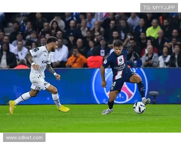 德尼兹双响波尔图险胜阿马多拉